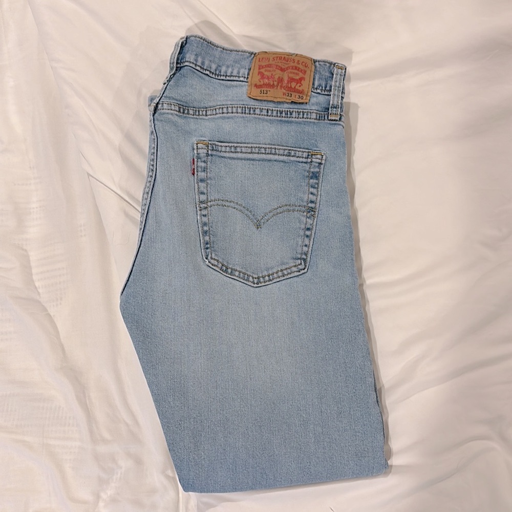 Men’s Levi’s! 513 33x30! These jeans are perfect just too big for me!
